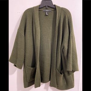 Forever 21 🔅 Army Green Knitted Cardigan 🔅 US L